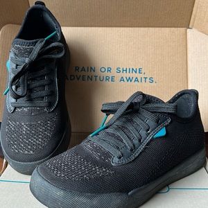 Vessi Women’s Weekend waterproof sneaker